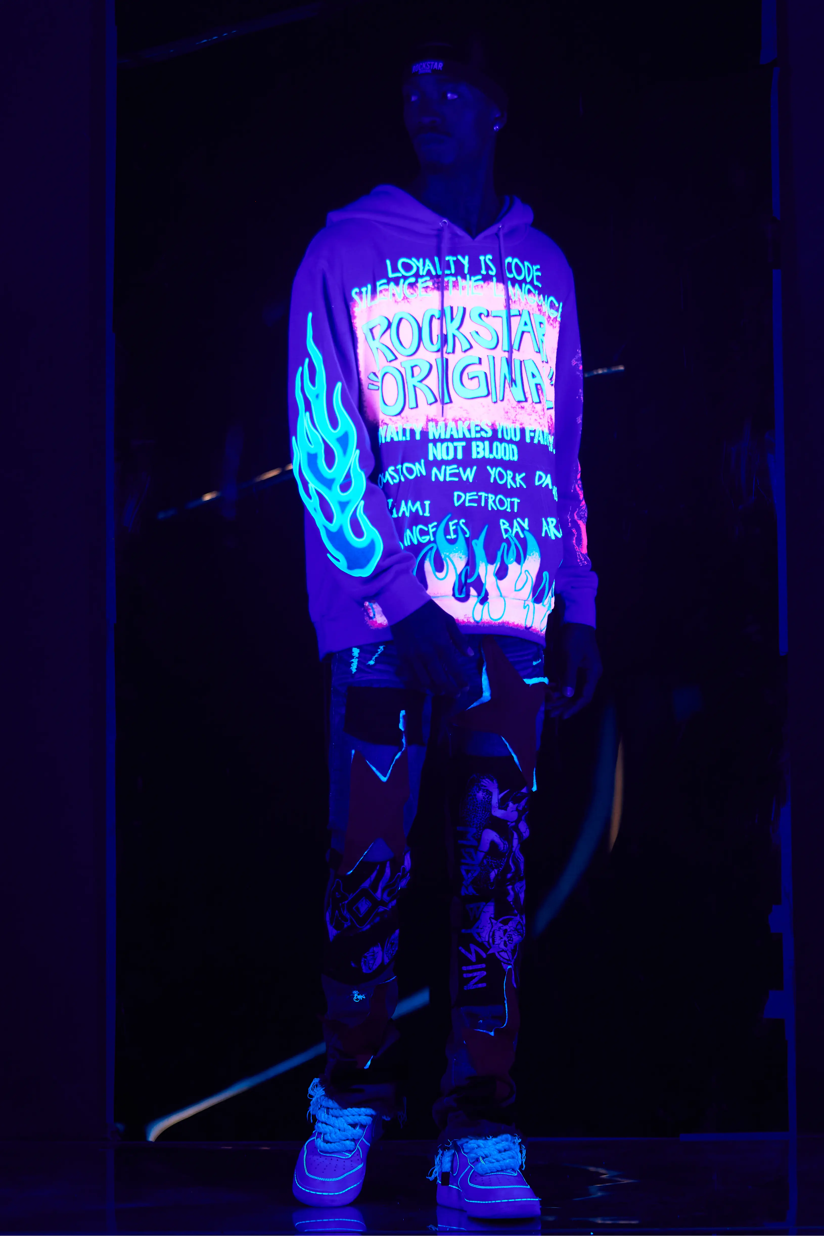 Beno Purple Distressed Graphic Hoodie - Image 6