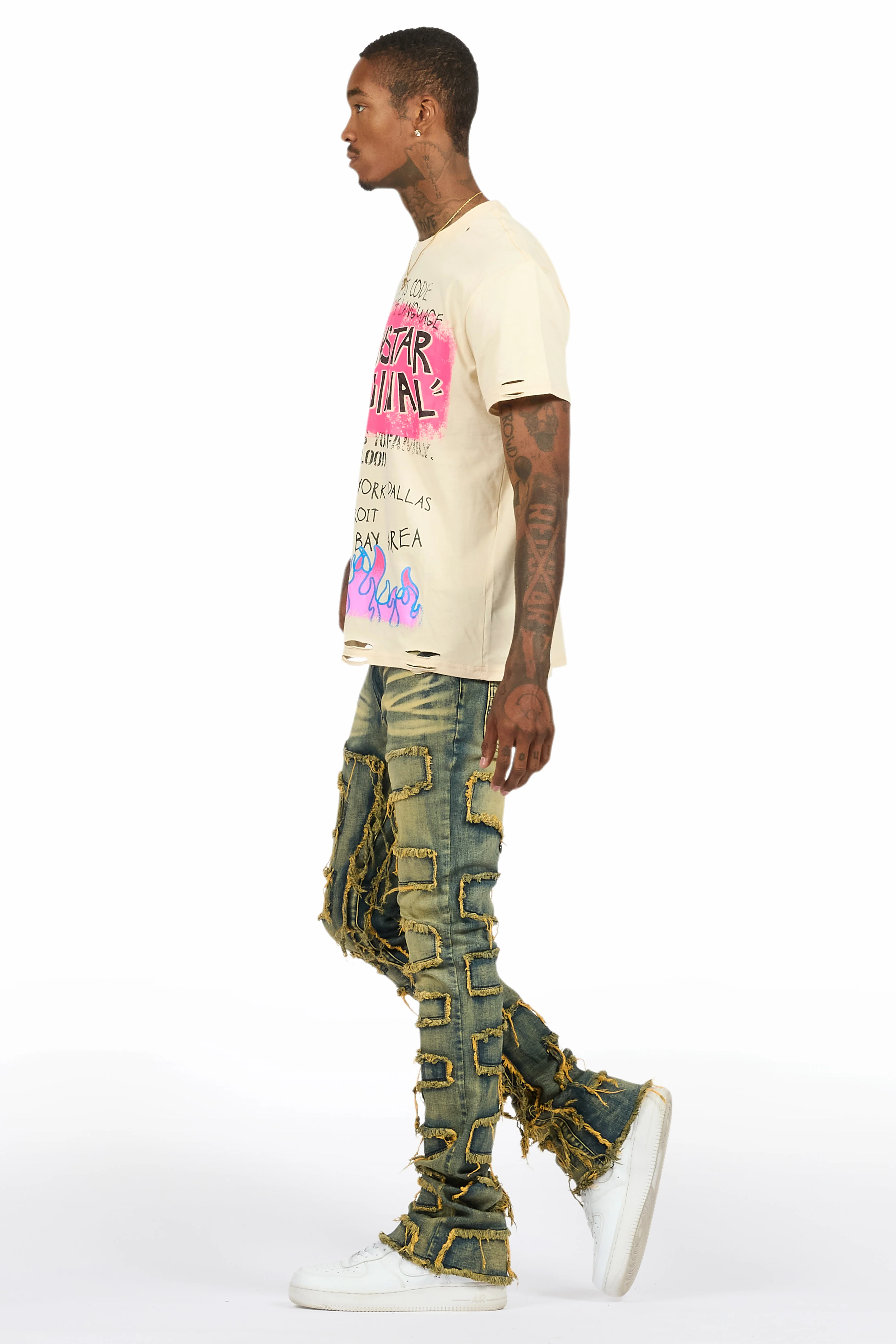 Beno Beige T-Shirt & Shake Tint Stacked Flare Jean Bundle - Image 5