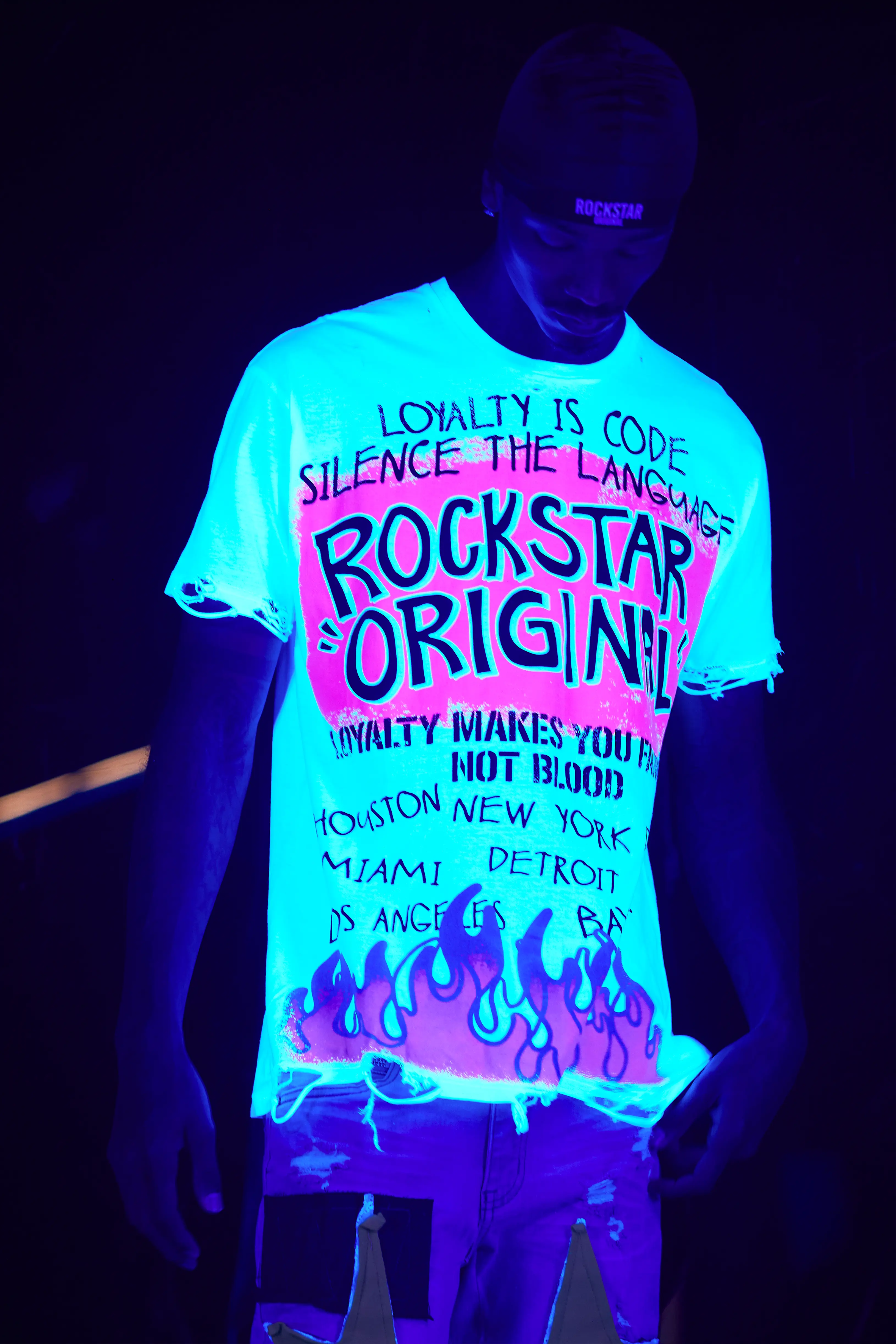 Beno White Oversized Graphic T-Shirt - Image 9