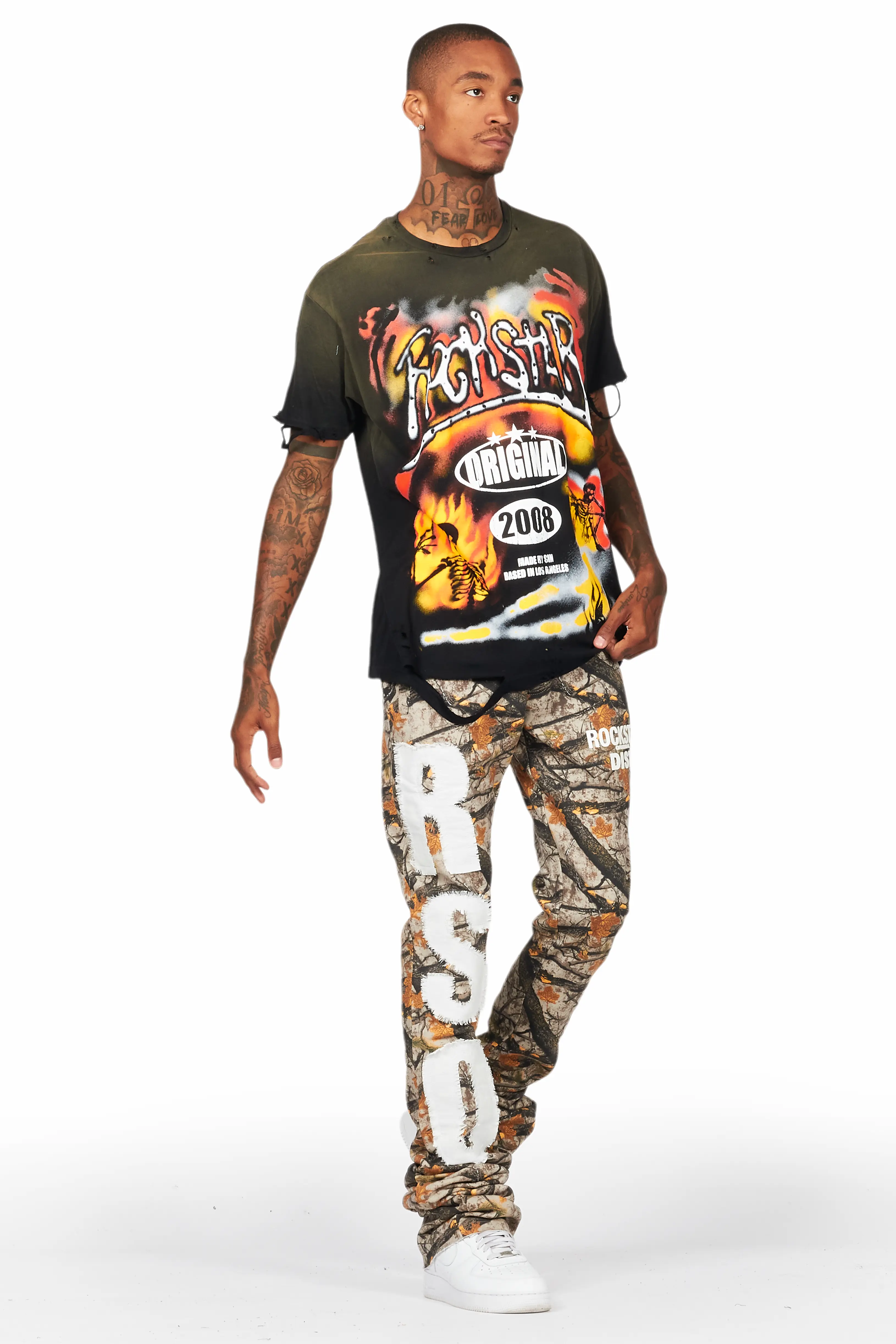Farren Black Oversized Graphic T-Shirt - Image 2