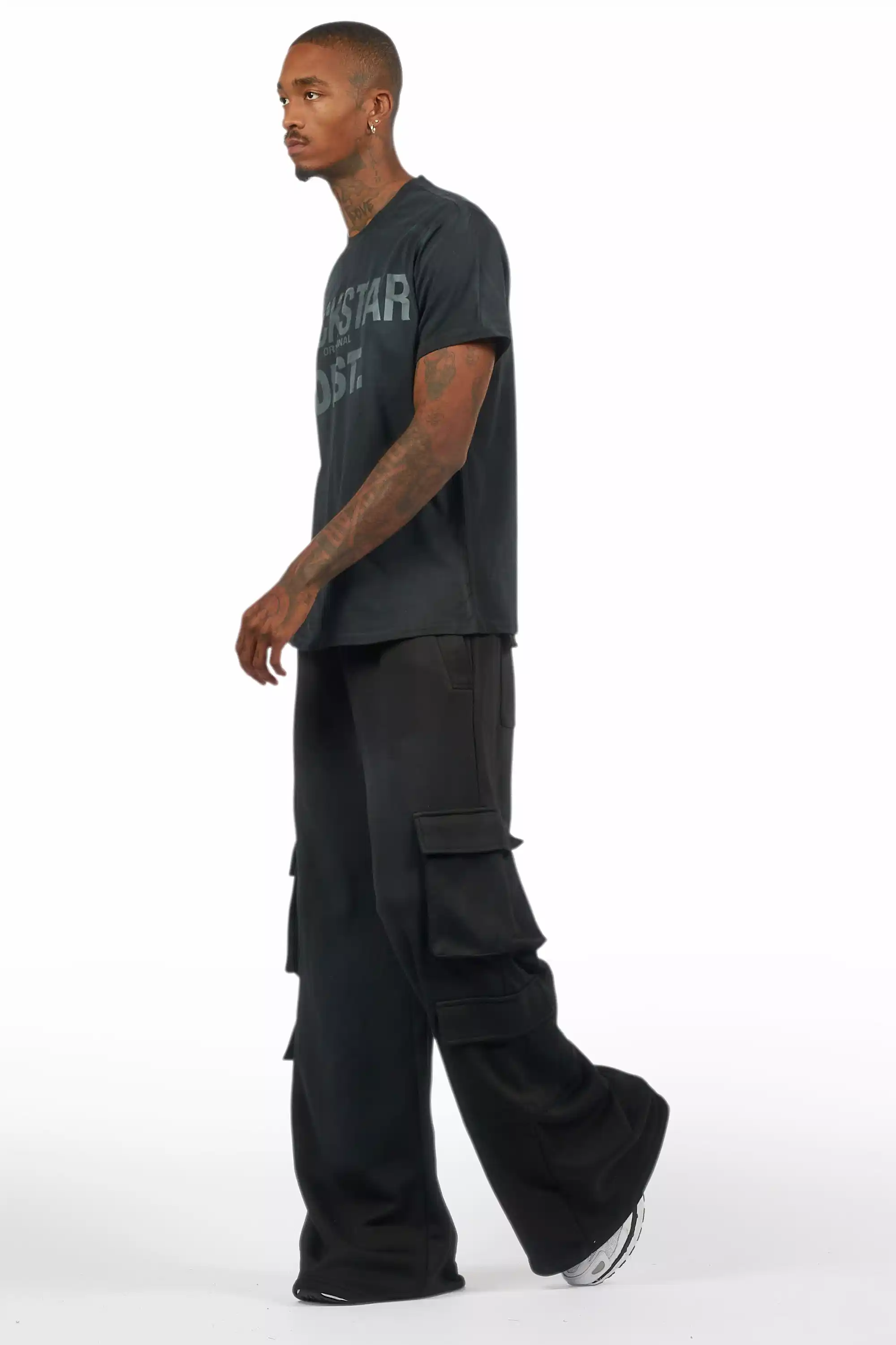 Abilio Black T-Shirt/Baggy Stacked Track Set - Image 8
