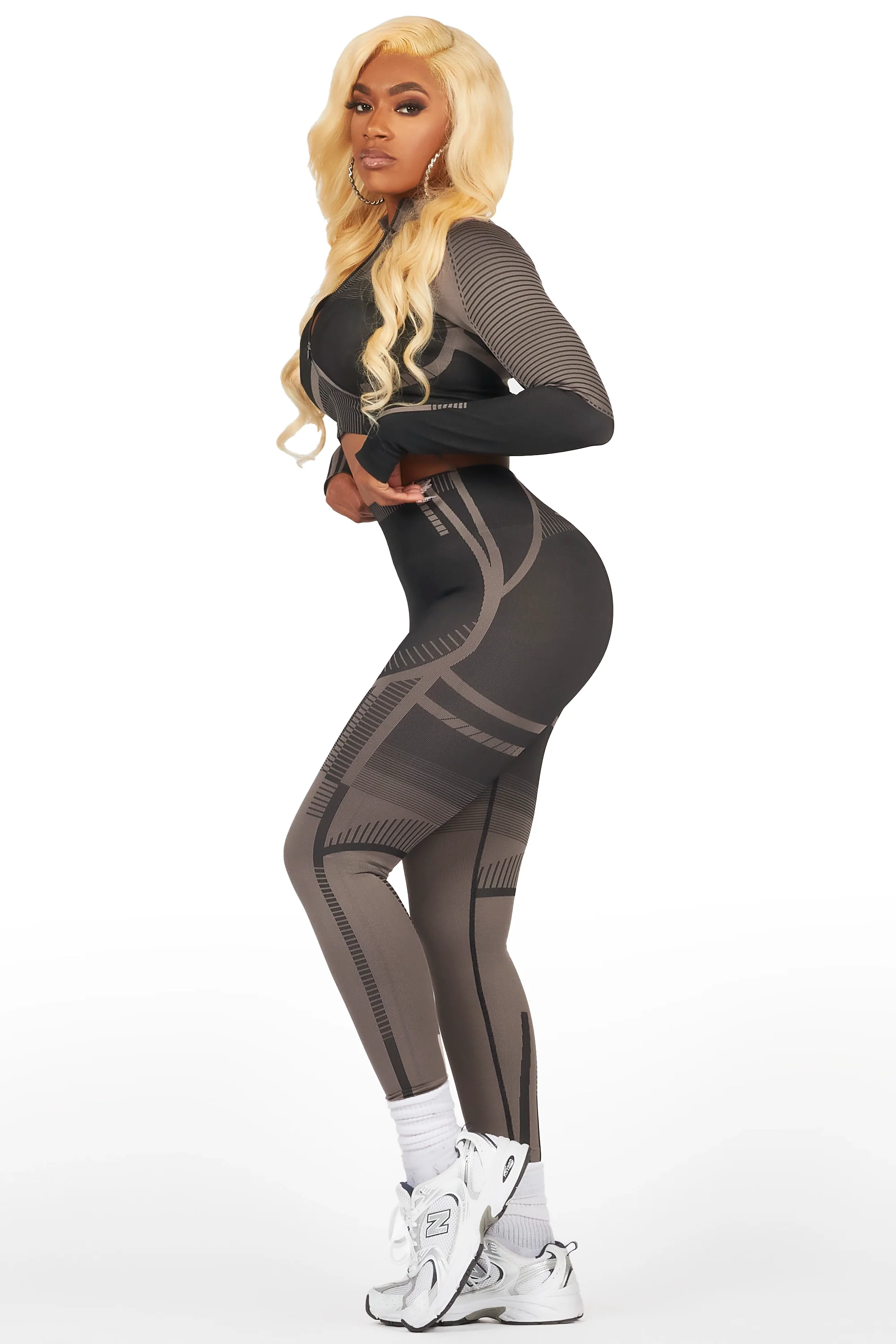 Fazzy Black Active Set - Image 4