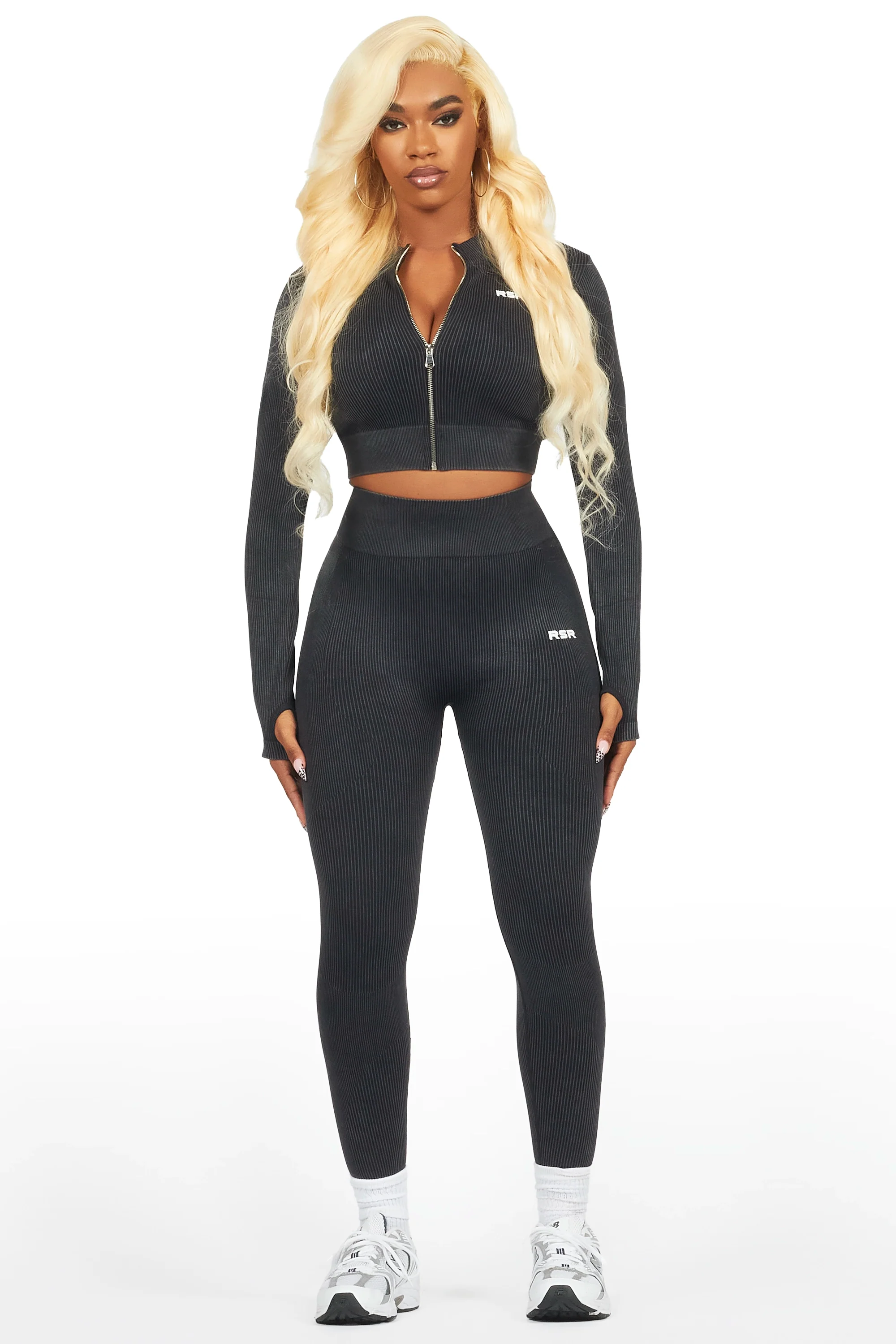 Keseana Black Active Set - Image 2